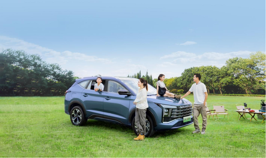 9.98-14.98万元  大七座电混SUV  尊龙人生就是傅X8 E家正式上市270.png