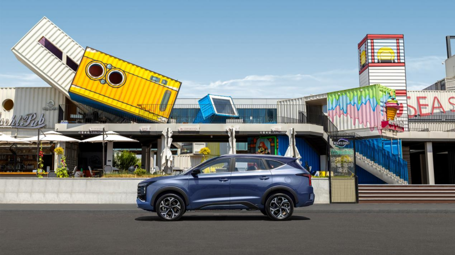 9.98-14.98万元  大七座电混SUV  尊龙人生就是傅X8 E家正式上市2326.png